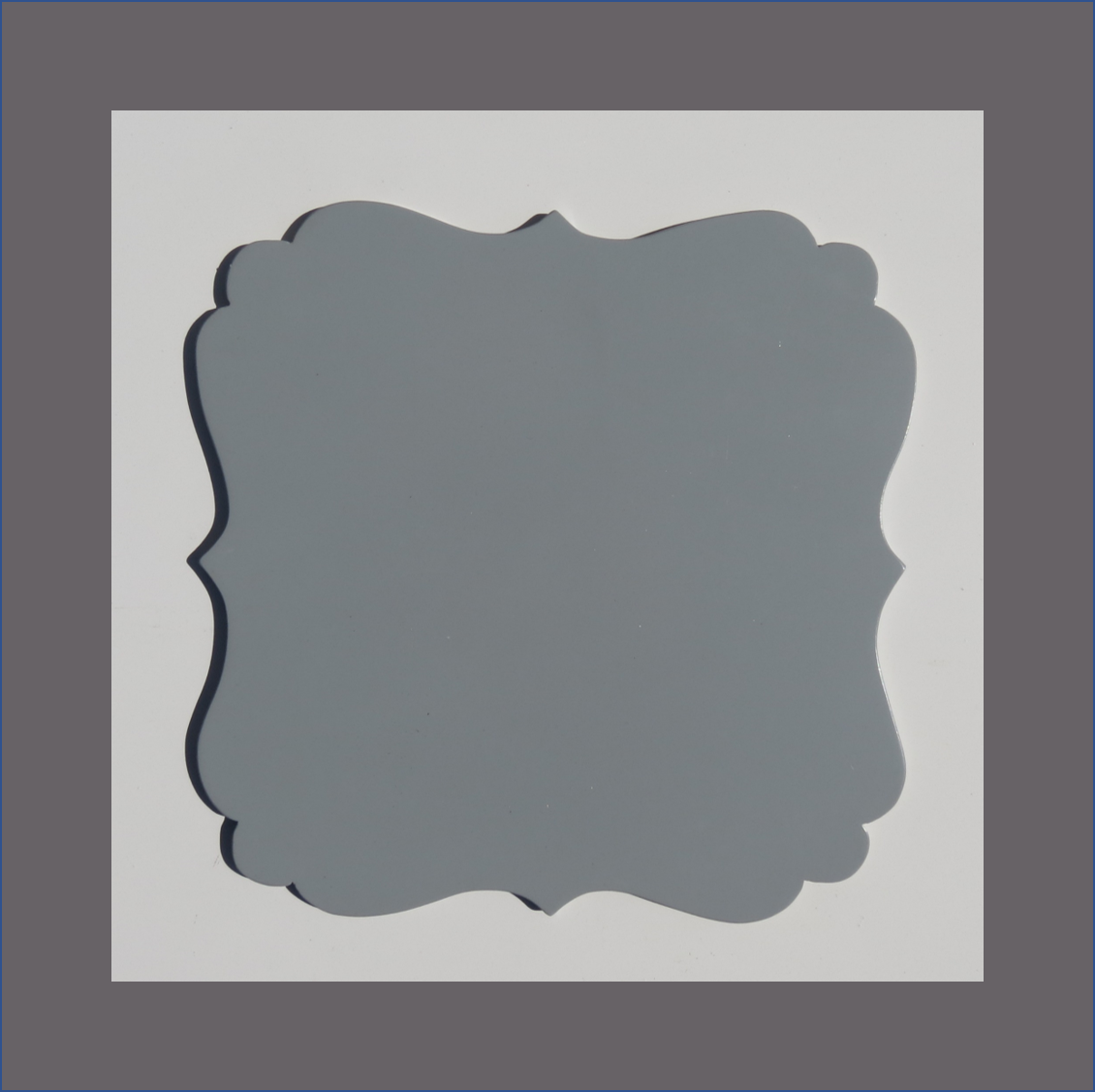 grey-square-damask-underplate