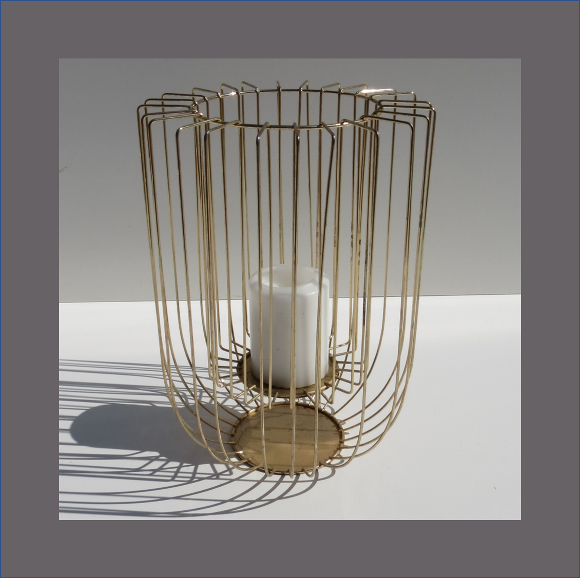 gold-wire-pillar-candle-holdersmall